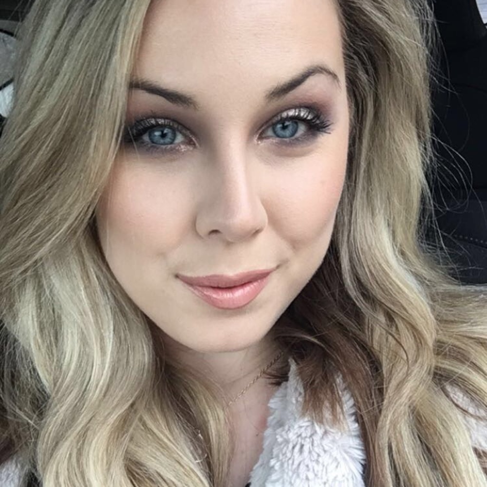 Meet your Posher, Lacey